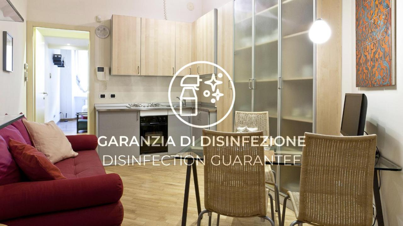 Italianway-Fiori Chiari Apartment Milan Bagian luar foto